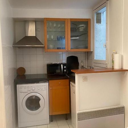 Jolie Appartement A Париж Екстериор снимка
