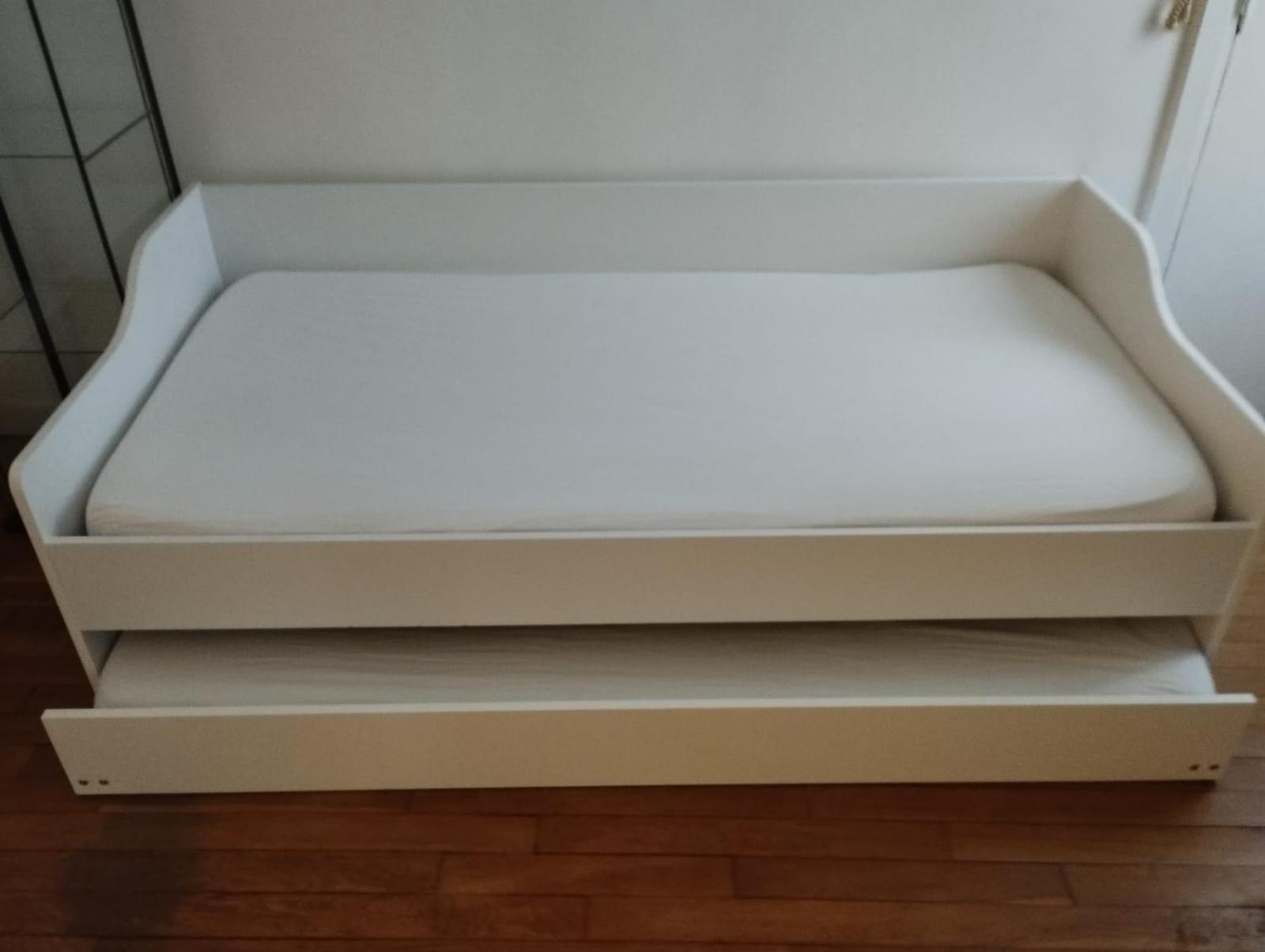 Jolie Appartement A Париж Екстериор снимка